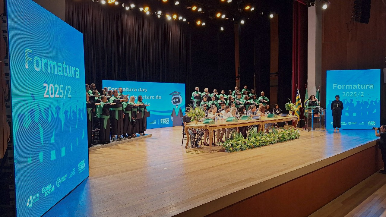 Escolas do Futuro de Goiás realizam solenidade de formatura dos cursos técnicos e superior das áreas de tecnologia, negócios digitais e artes