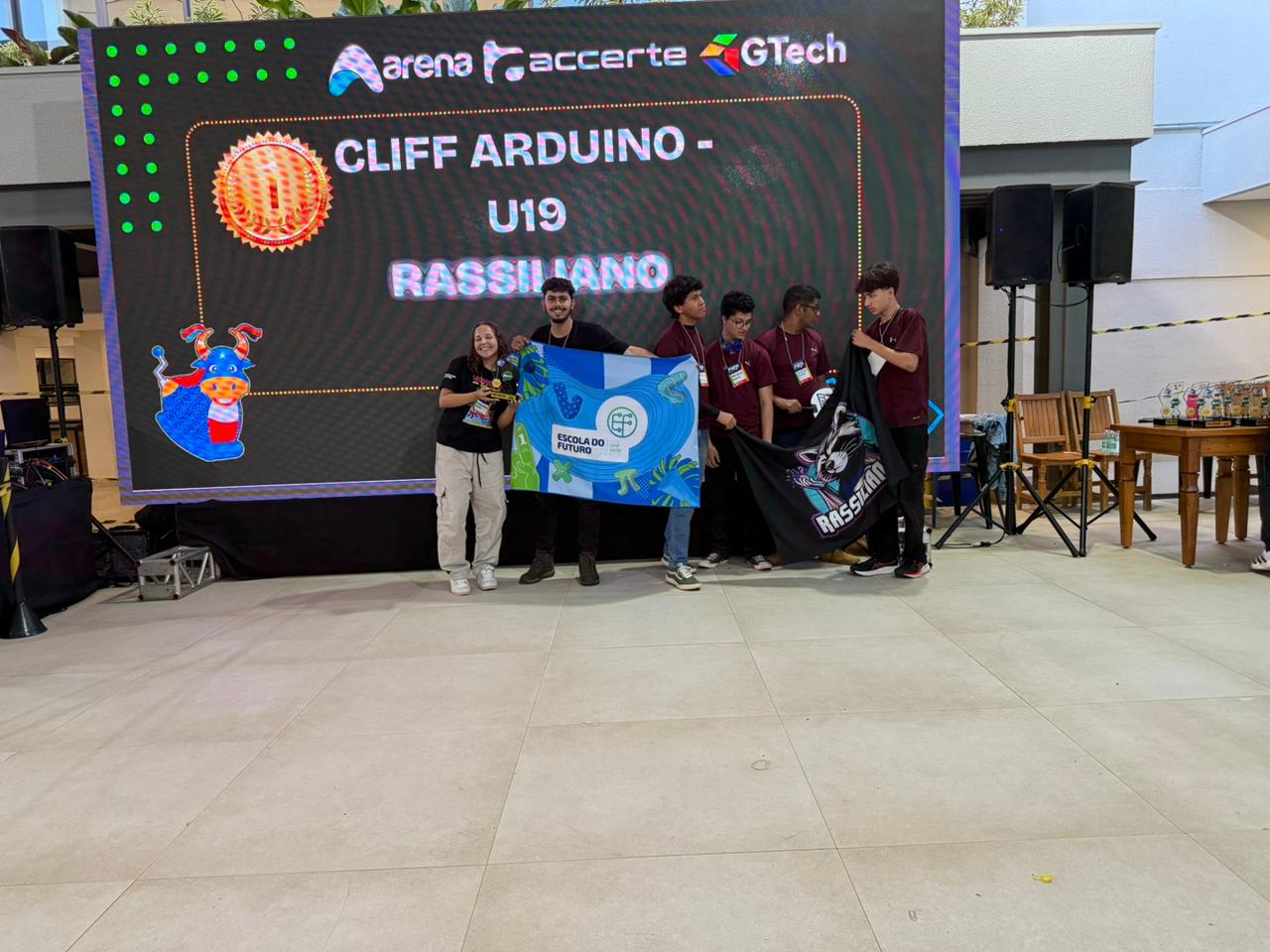 Escola do Futuro de Goiás conquista dois prêmios em campeonato estadual de robótica